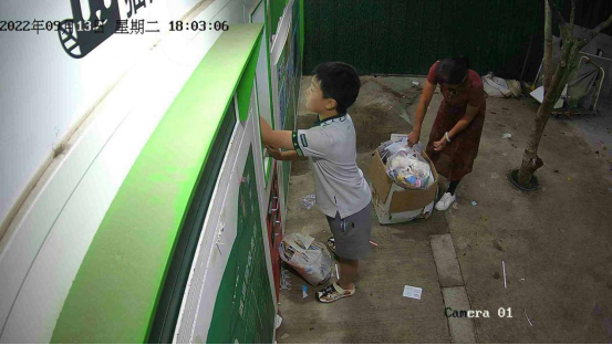 華展貓先生，智能廢品回收箱，廢品回收加盟，舊衣服回收柜