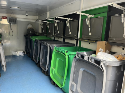 貓先生智能垃圾房，垃圾分類設(shè)備廠家，定時定點(diǎn)垃圾收集點(diǎn)建設(shè)