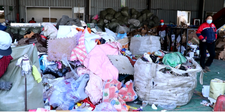 貓先生智能廢品回收箱，再生資源收集柜，小區(qū)垃圾回收站生產(chǎn)廠家